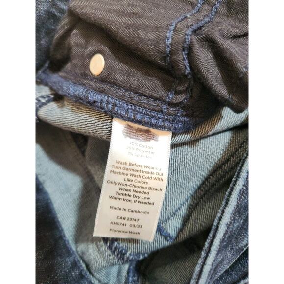 Talbots Straight Curvy Jeans Womens 2P 2 Petite Blue Whiskers Y2k Mid Rise - Picture 4 of 16